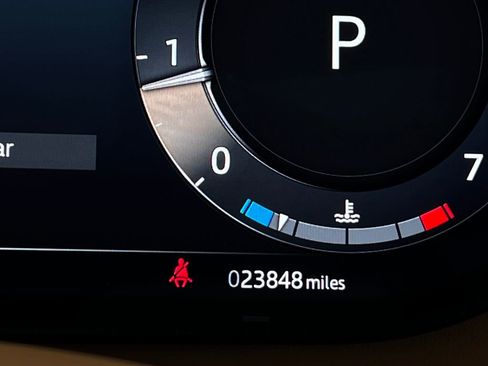 Used 2023 Land Rover Range Rover Sport SE image 17