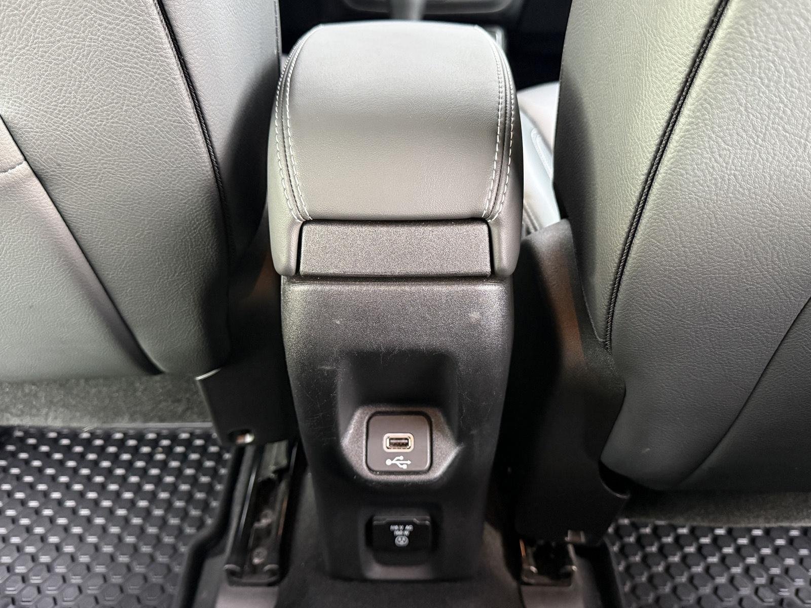 Used 2022 Jeep Renegade Limited AWD/4WD image 27