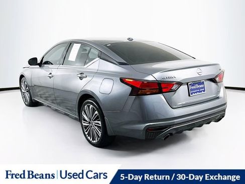 Used 2024 Nissan Altima 2.5 SL AWD/4WD image 6
