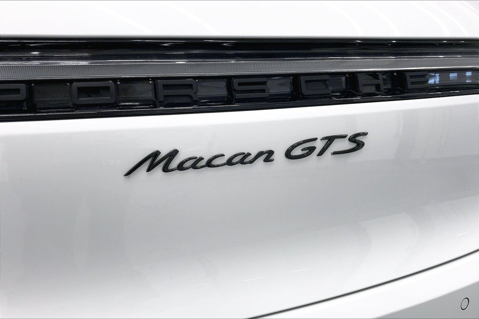 Used 2020 Porsche Macan GTS AWD/4WD image 28