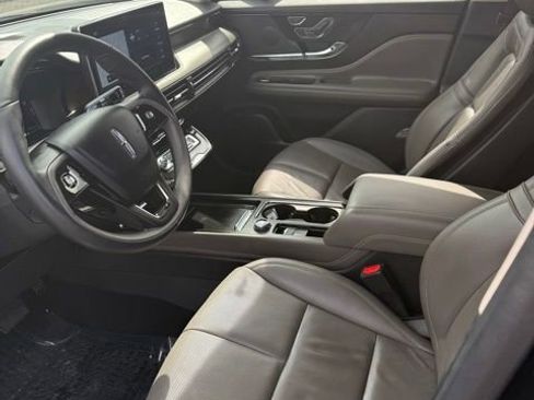 Used 2024 Lincoln Corsair Reserve w/ Equipment Group 201A image 9