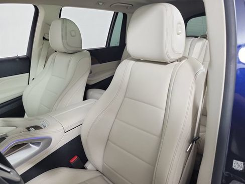 Used 2021 Mercedes-Benz GLS 450 4MATIC image 21