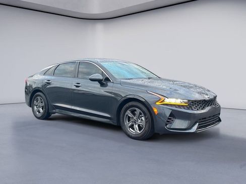 Used 2023 Kia K5 LXS image 7