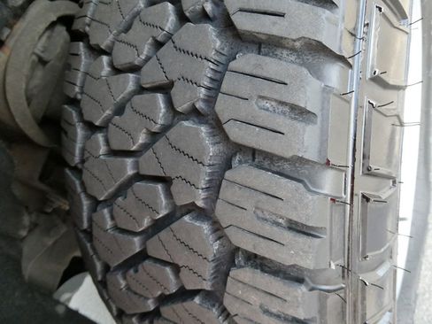 Used 2017 Chevrolet Silverado 1500 LT w/ All Star Edition image 11