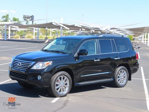 Used 2010 Lexus LX 570 4WD image 6