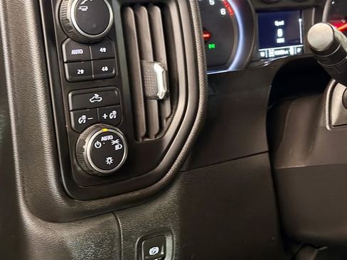 Used 2020 Chevrolet Silverado 1500 Custom Trail Boss w/ Custom Convenience Package image 10