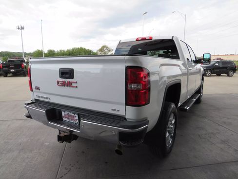 Used 2015 GMC Sierra 3500 SLT image 7