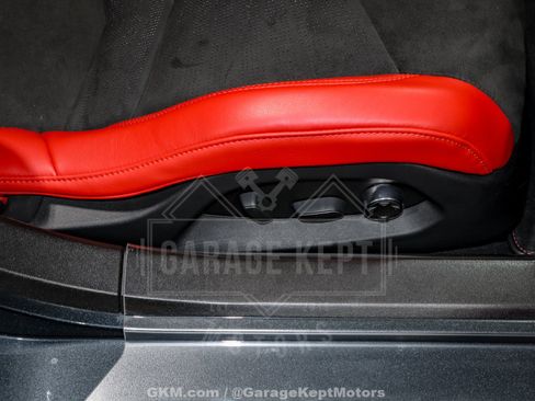 Used 2021 Chevrolet Corvette Stingray Premium Conv w/ Z51 Performance Package RWD image 96