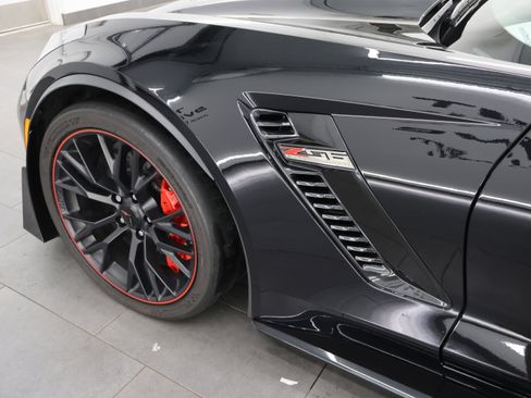 Used 2017 Chevrolet Corvette Z06 RWD image 31