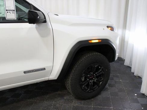 New 2025 GMC Canyon Elevation w/ Convenience Package image 11