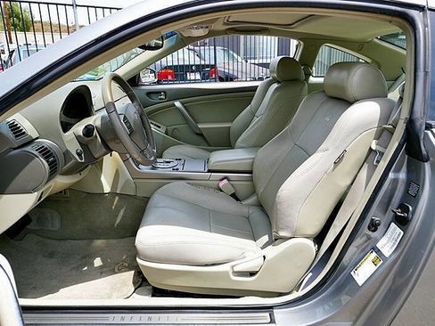 Used 2004 INFINITI G35 Coupe w/ Premium Pkg RWD image 13