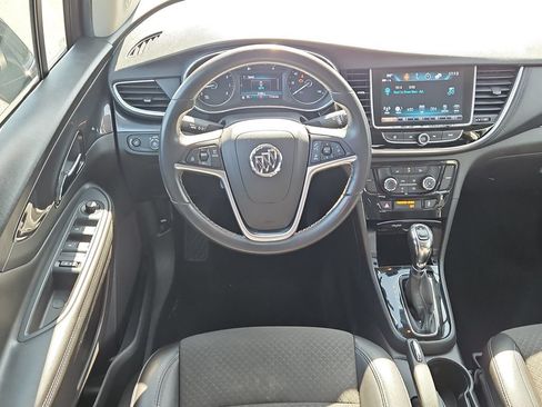 Used 2021 Buick Encore Preferred FWD image 12