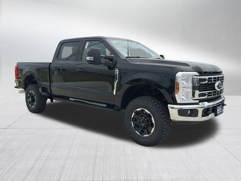 New 2026 Ford F250 XLT w/ Tremor Off-Road Package AWD/4WD image 3