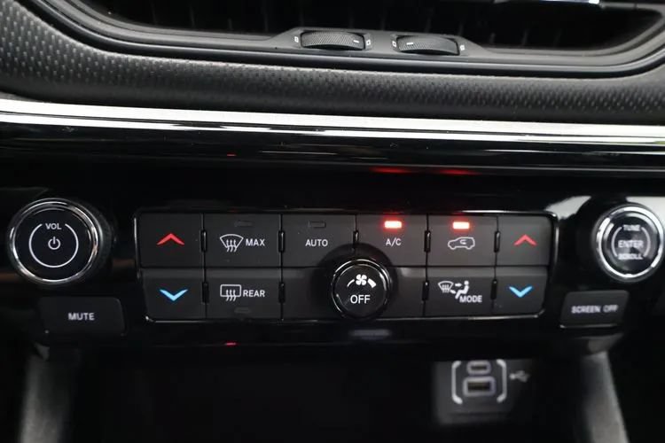 Used 2023 Jeep Compass Trailhawk AWD/4WD image 31