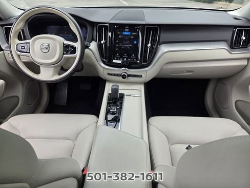 Used 2024 Volvo XC60 B5 Core AWD/4WD image 13
