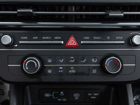 Certified 2026 Hyundai Tucson SE FWD image 18