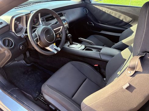 Used 2011 Chevrolet Camaro LT image 30