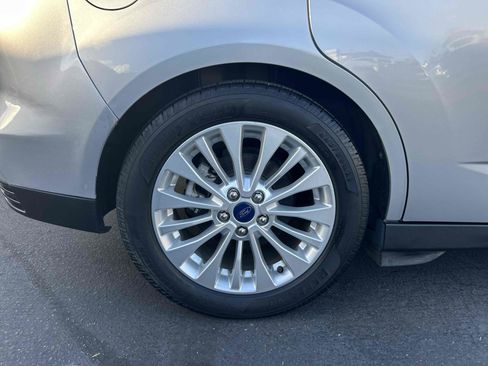 Used 2017 Ford C-MAX SE w/ Equipment Group 201A image 25