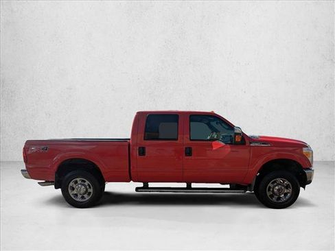Used 2015 Ford F250 XLT w/ XLT Premium Package image 4