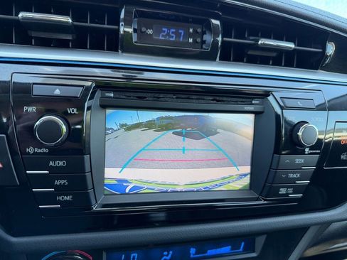 Used 2016 Toyota Corolla S Premium FWD image 18
