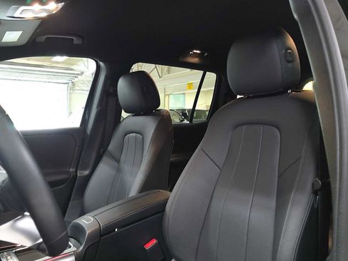 Certified 2025 Mercedes-Benz GLB 250 4MATIC image 21