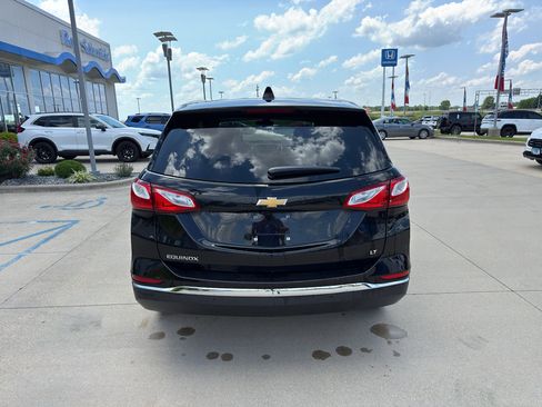 Used 2020 Chevrolet Equinox LT FWD image 6