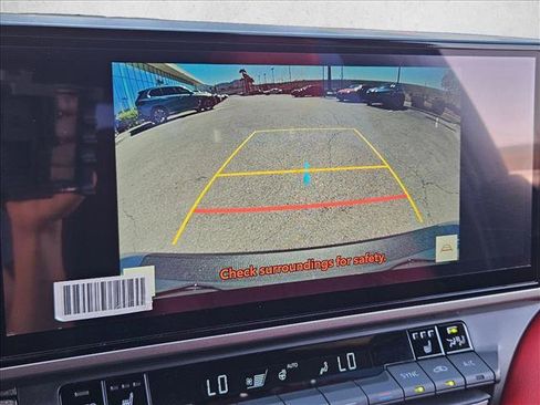 Used 2025 Toyota Camry XSE FWD image 12