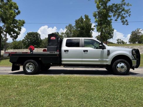 Used 2018 Ford F350 XL w/ Power Equipment Group AWD/4WD image 8