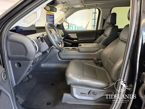 Certified 2025 Ford Expedition Active RWD image 11