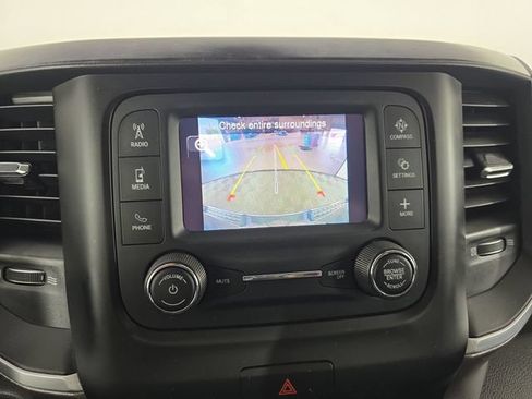 Used 2019 RAM 1500 Big Horn AWD/4WD image 22