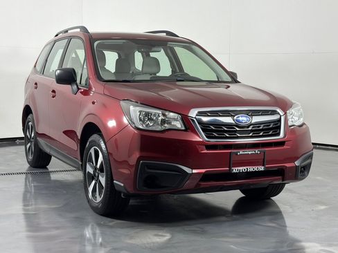 Used 2017 Subaru Forester 2.5i w/ Alloy Wheel Package AWD/4WD image 3