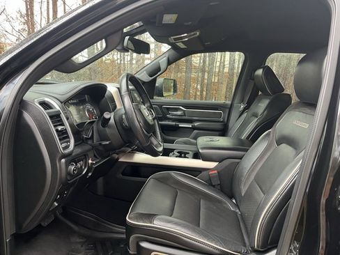 Used 2019 RAM 1500 Laramie image 5