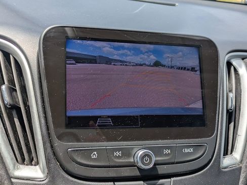 Used 2024 Chevrolet Malibu LT FWD image 17