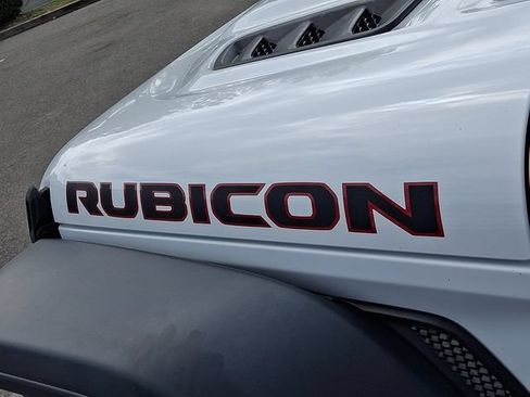 Used 2018 Jeep Wrangler Unlimited Rubicon AWD/4WD image 34