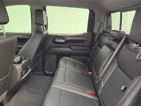 Used 2024 GMC Sierra 1500 SLT AWD/4WD image 19