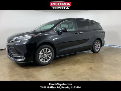Used 2022 Toyota Sienna XLE