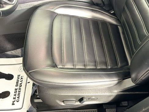 Used 2024 Ford Edge SEL w/ Convenience Package image 18