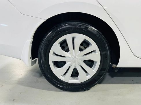 Used 2024 Nissan Versa S w/ Trunk Package FWD image 10
