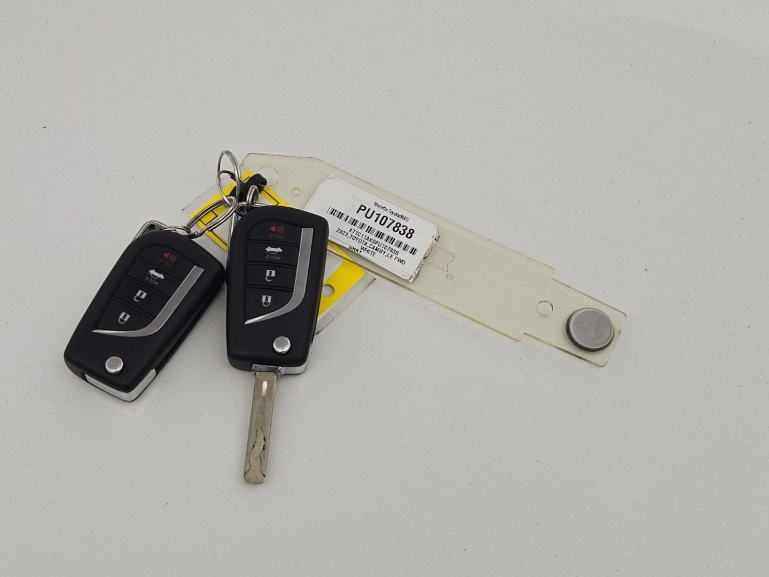 Certified 2023 Toyota Camry LE FWD image 33