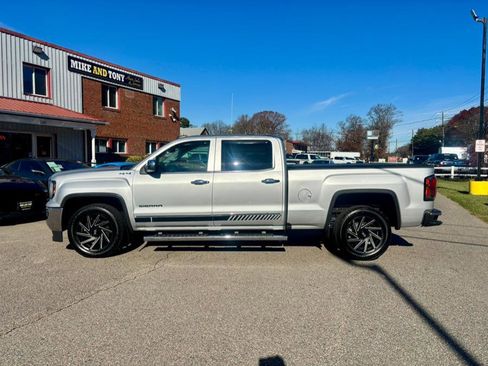 Used 2018 GMC Sierra 1500 SLT w/ SLT Premium Package image 5