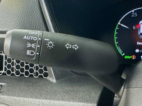 Used 2026 Honda CR-V Sport image 12