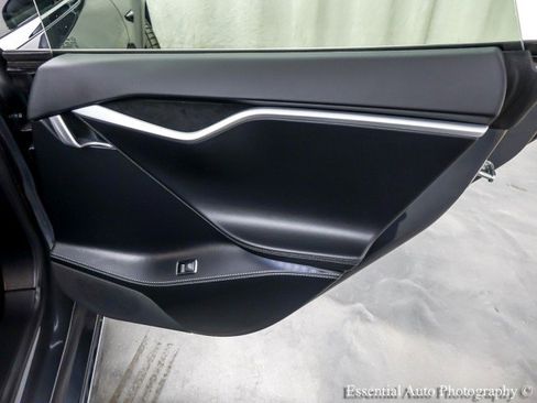 Used 2018 Tesla Model S P100D image 37