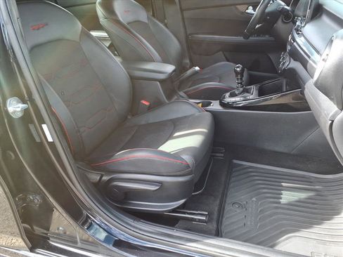 Used 2021 Kia Forte GT image 12