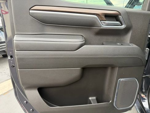 Used 2023 Chevrolet Silverado 1500 RST w/ Z71 Off-Road Package image 22