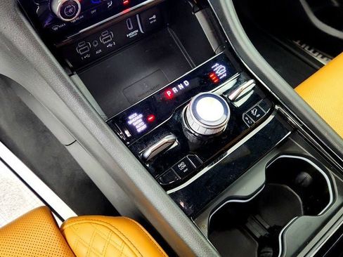 Used 2023 Jeep Grand Cherokee Summit w/ Luxury Tech Group V AWD/4WD image 16