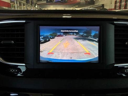 Used 2024 Chrysler Voyager LX FWD image 32