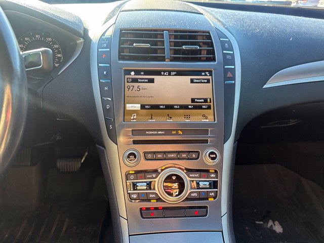Used 2017 Lincoln MKZ Premiere FWD image 19