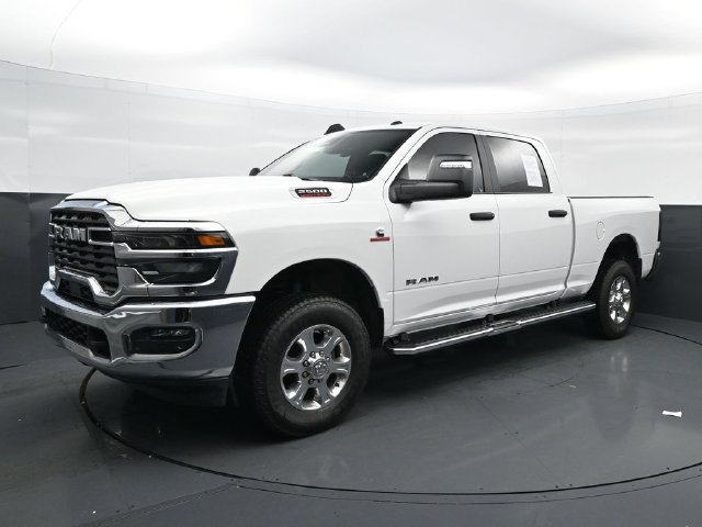 Used 2025 RAM 2500 Big Horn AWD/4WD image 5