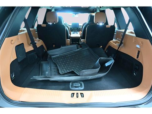 Used 2021 Lincoln Aviator Black Label w/ Dynamic Handling Package AWD/4WD image 16