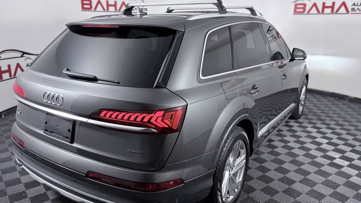 Used 2020 Audi Q7 3.0T Prestige w/ Prestige Package AWD/4WD image 7